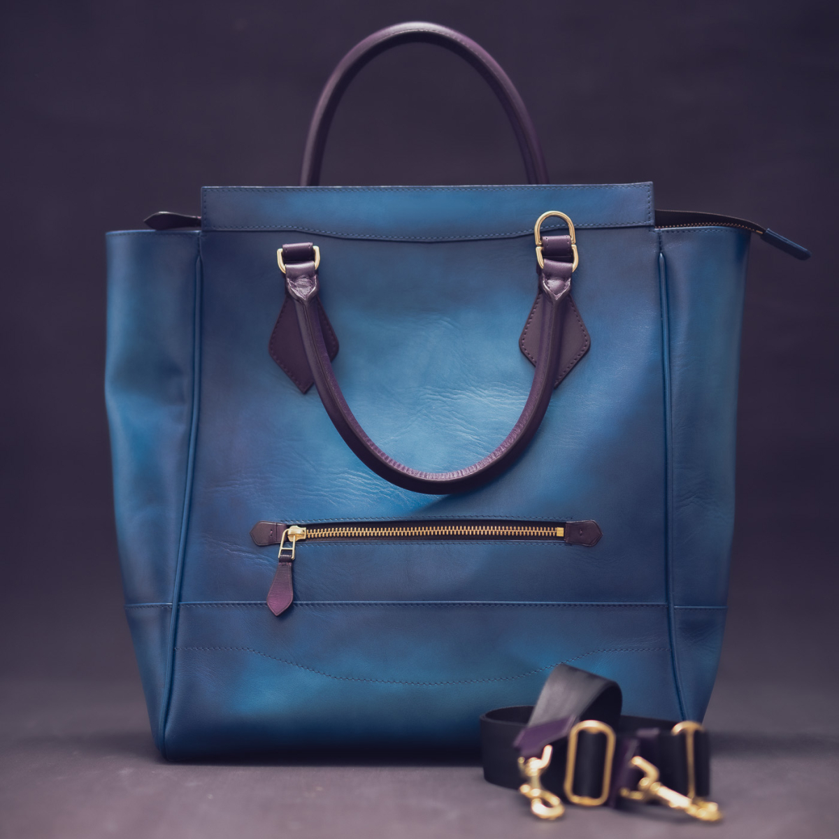 CALATRAVA Shopper, чоловіча шкіряна сумка-шопер: Plum Wine & Sapphire Blue