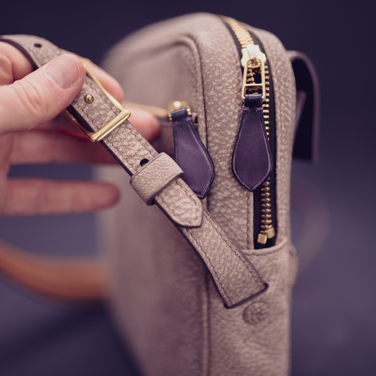 Сумка через плече TITE Street: Cappuccino Bull Leather