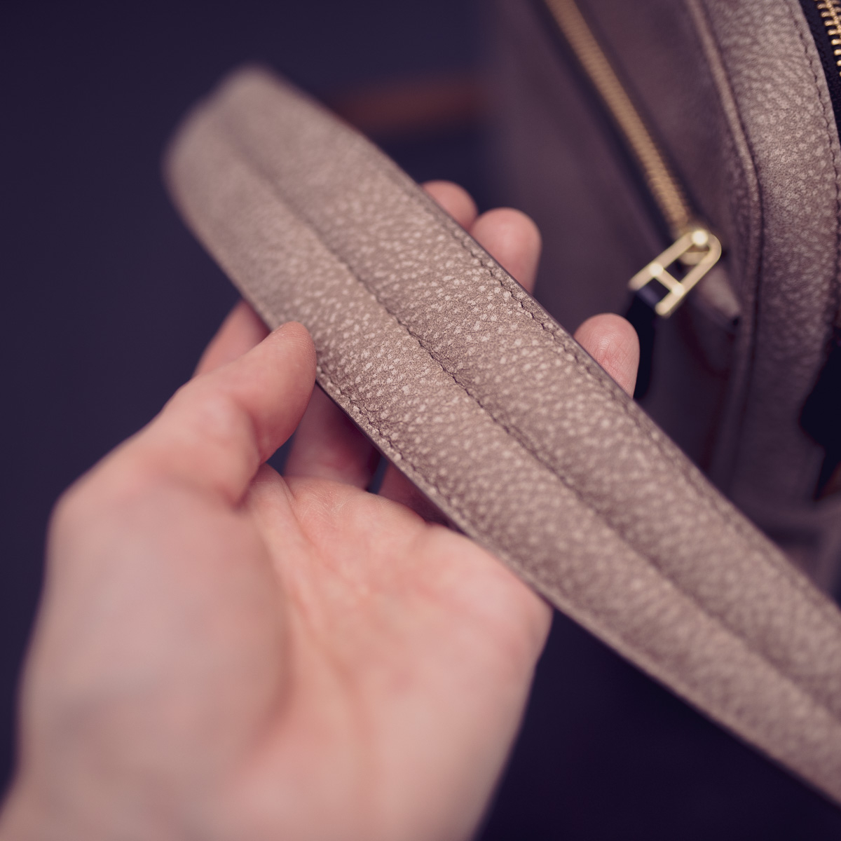 Сумка через плече TITE Street: Cappuccino Bull Leather