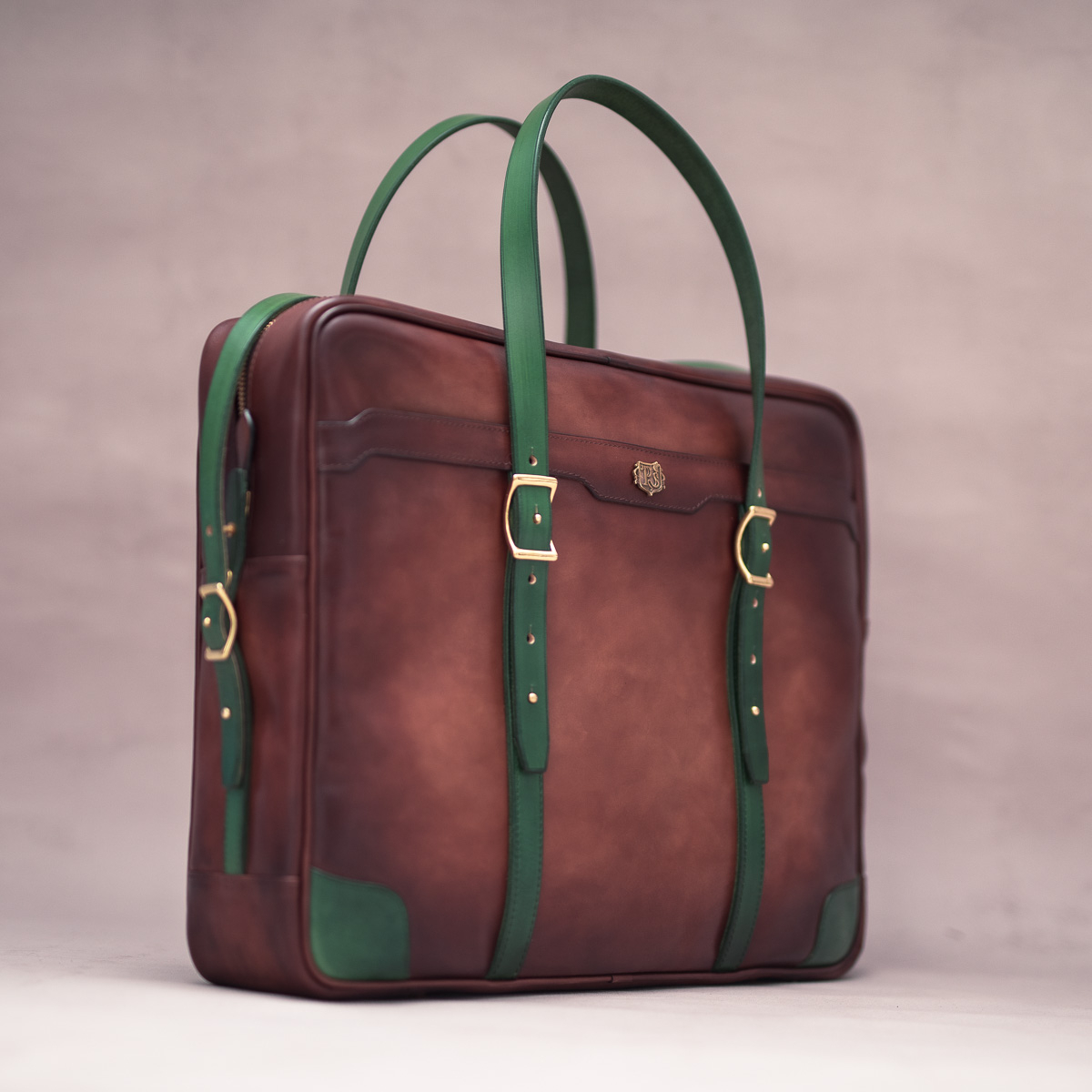 Елегантний м’який шкіряний портфель DAPPER: Grassy Green & Chestnut