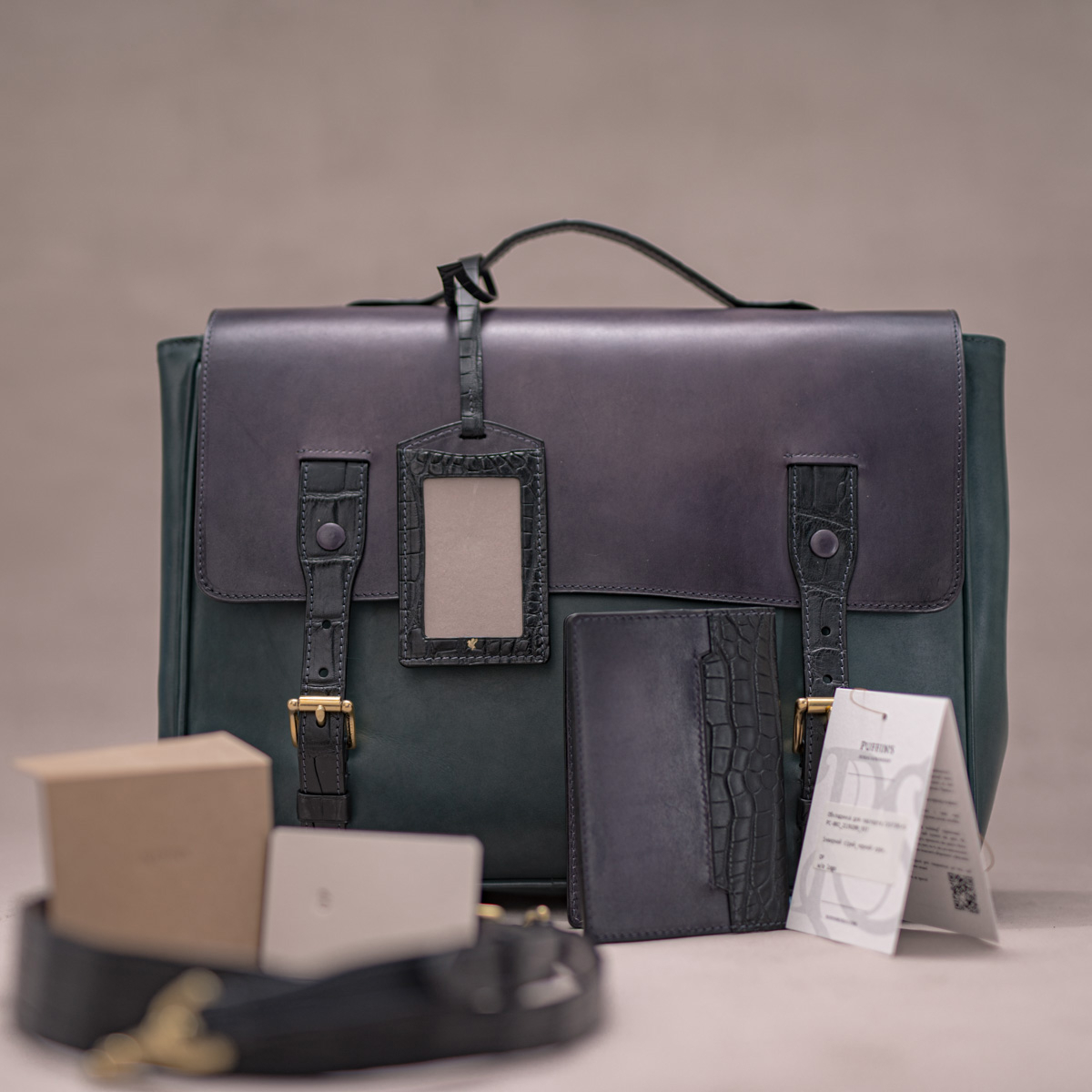 Месенджер STUDIO: Black Crocodile, Fig Gray & Juniper