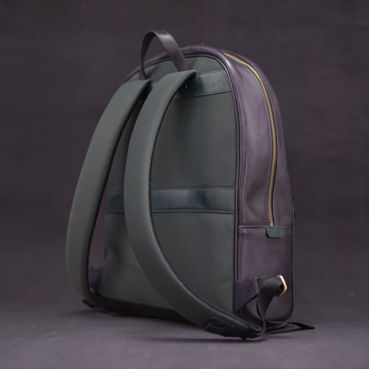 CITY Backpack: Juniper & Fig Gray
