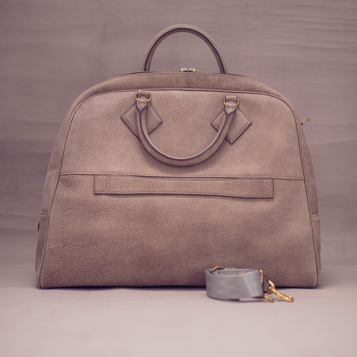 Кожаная дорожная сумка CLUB 4938: Cappuccino Bull Leather